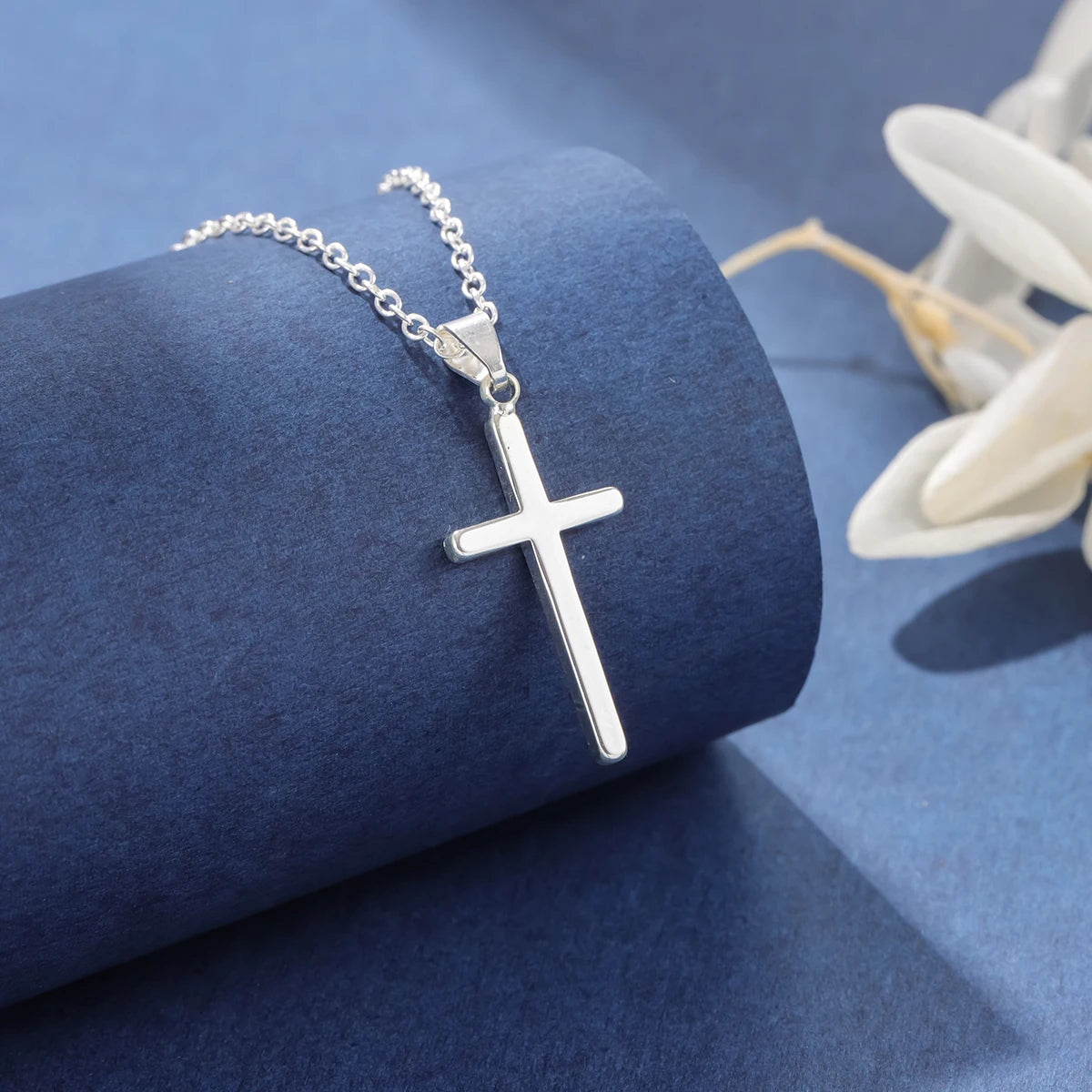 Elegant Faith Cross Pendant Necklace™
